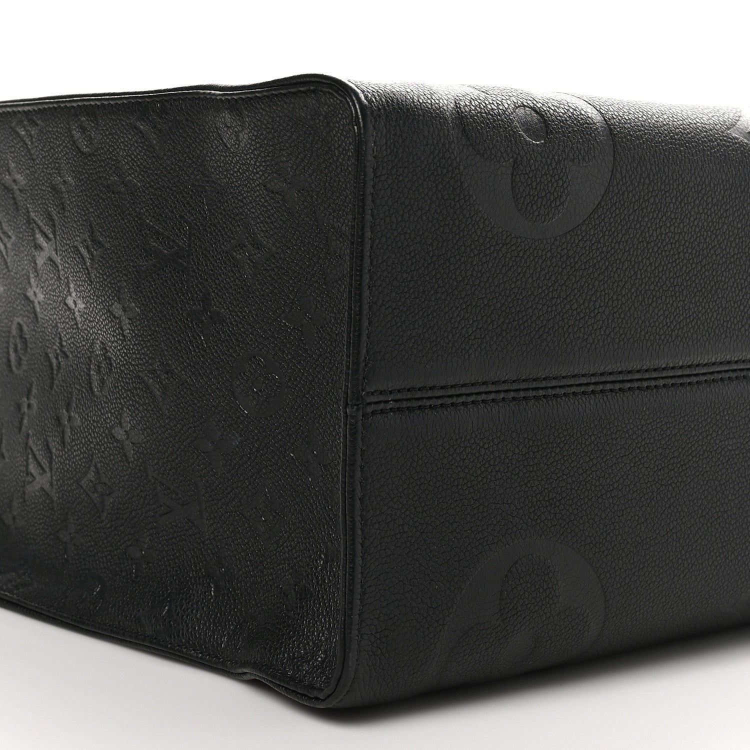 Louis Vuitton Empreinte Monogram Giant Onthego GM Black 8 of 10