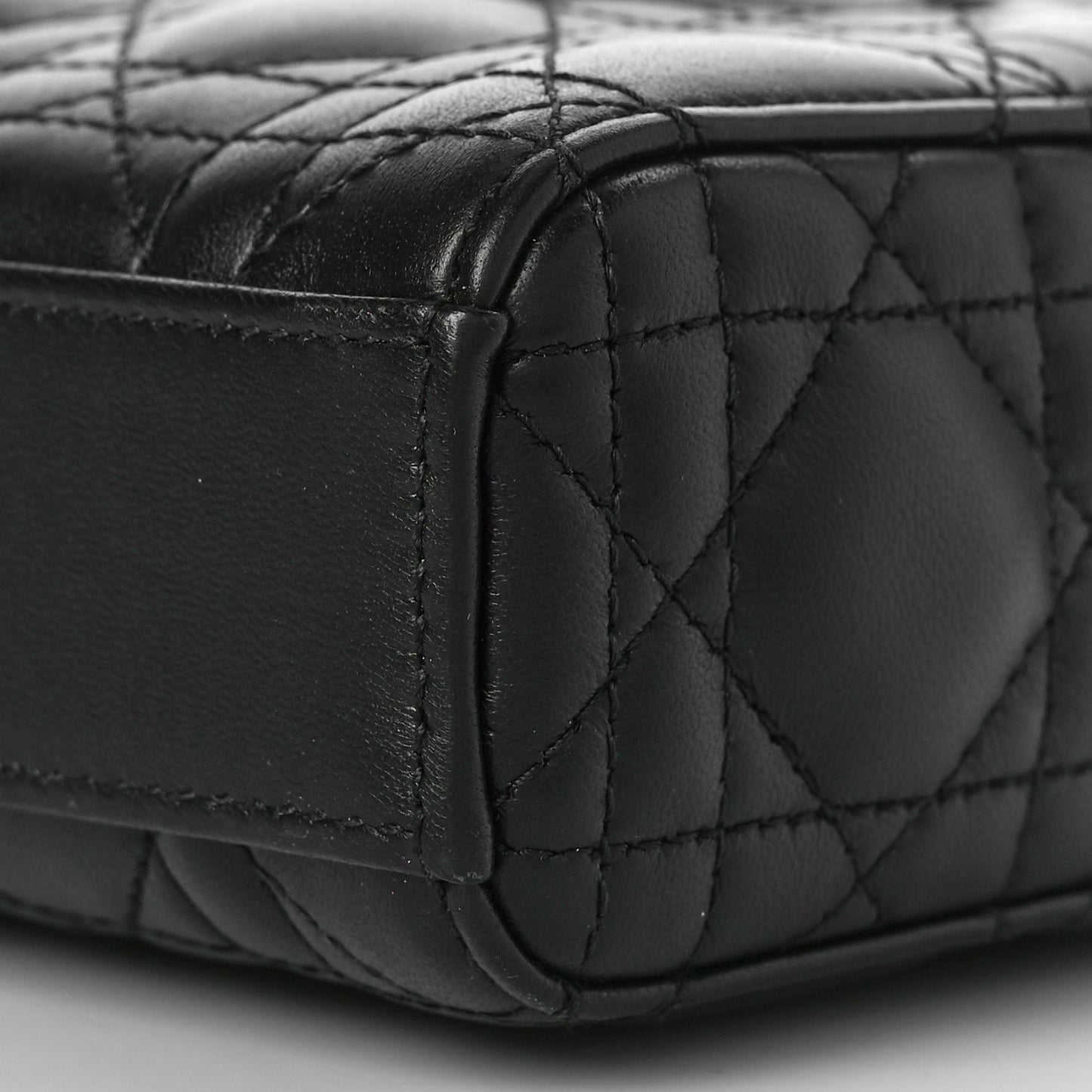Lambskin Cannage Lady D-Joy Black