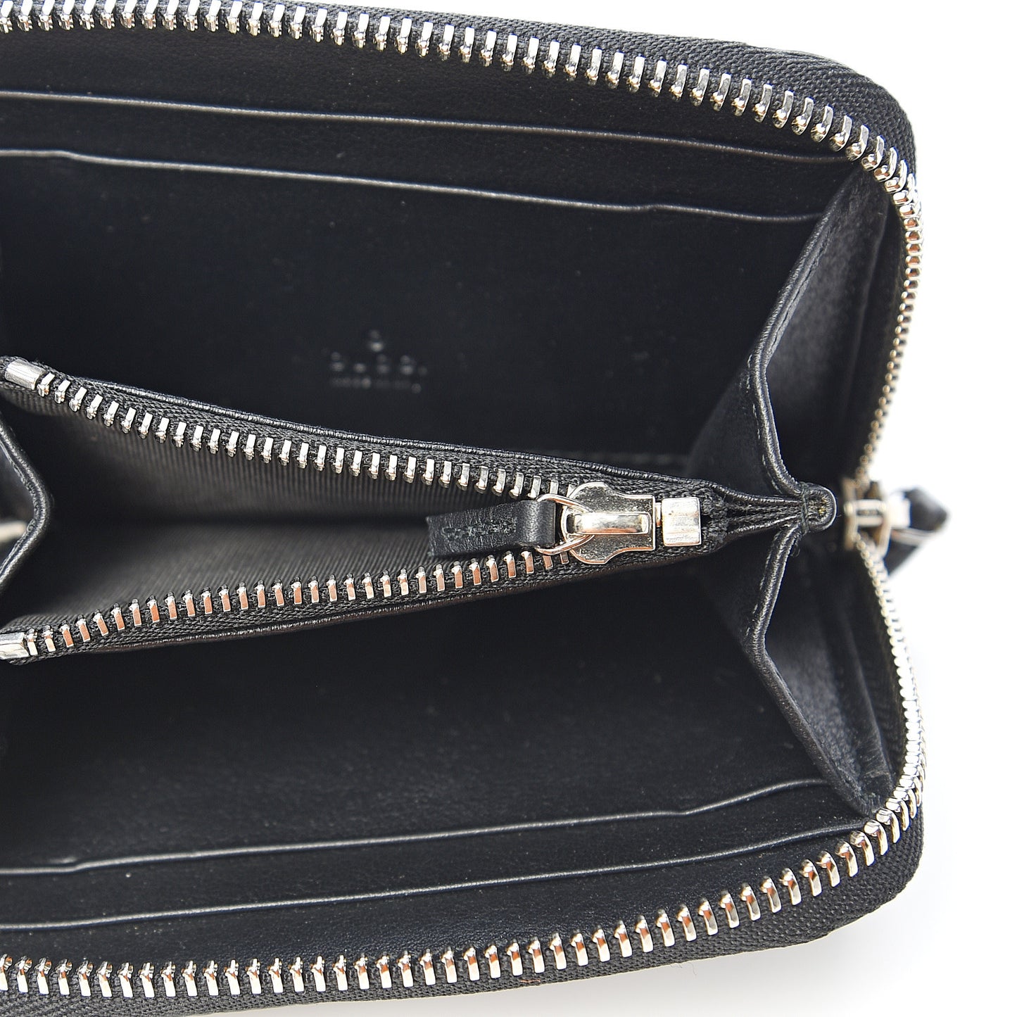 Crocodile Zip Around Card Case Black