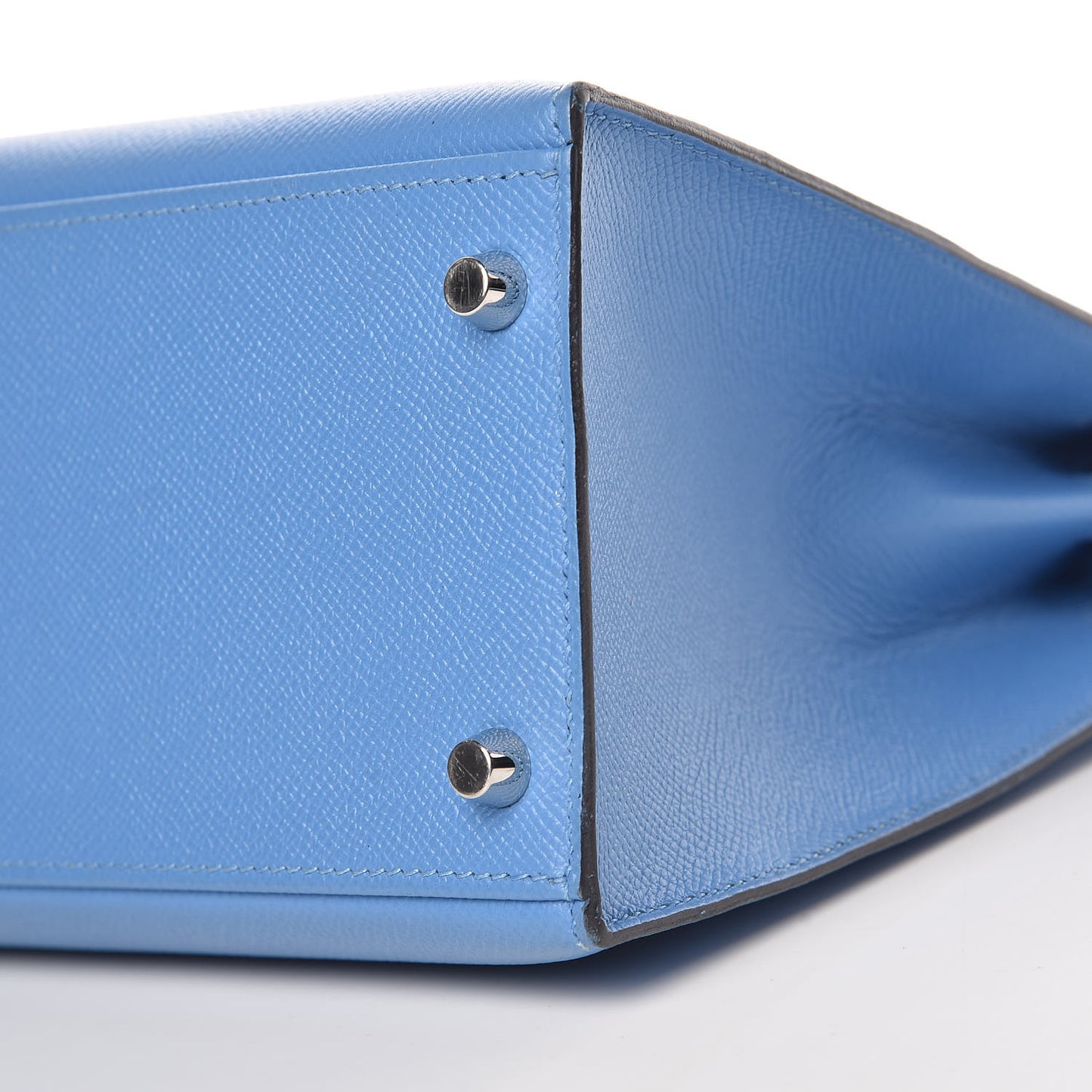 Epsom Kelly Sellier 28 Bleu Paradise