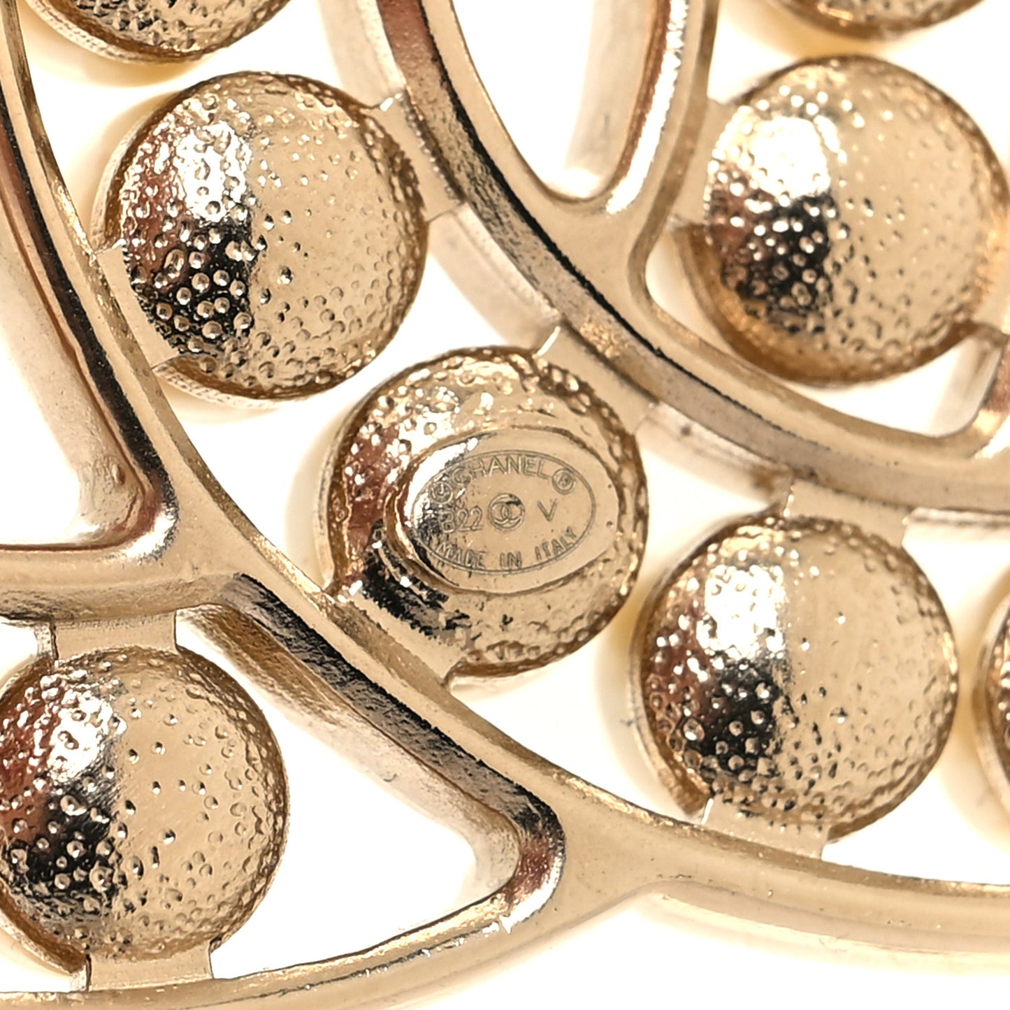 Pearl CC Brooch Light Gold