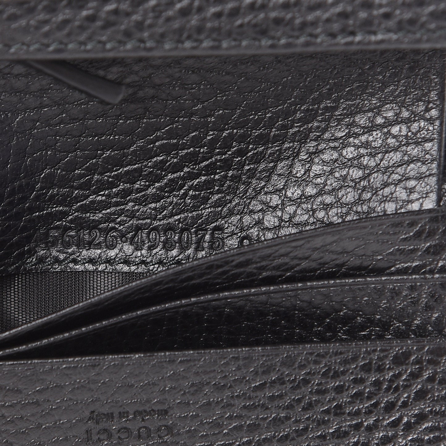 Pebbled Calfskin GG Marmont Card Case Black
