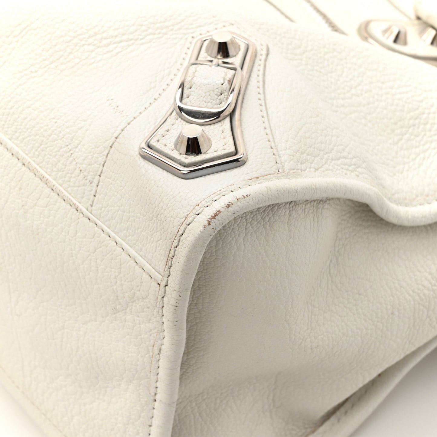 Chevre Silver Metallic Edge Hardware City White