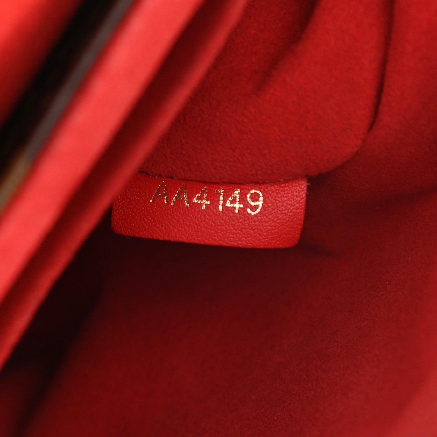 Louis Vuitton Monogram Locky BB Coquelicot 6 of 16