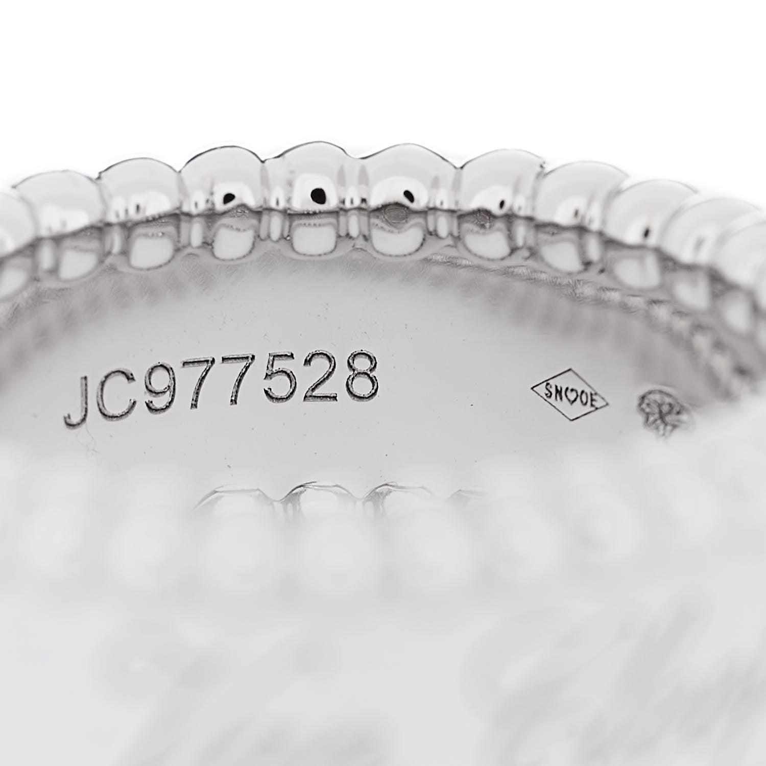 Van Cleef & Arpels 18K White Gold Perlee Signature Ring 47 4.25 5 of 6