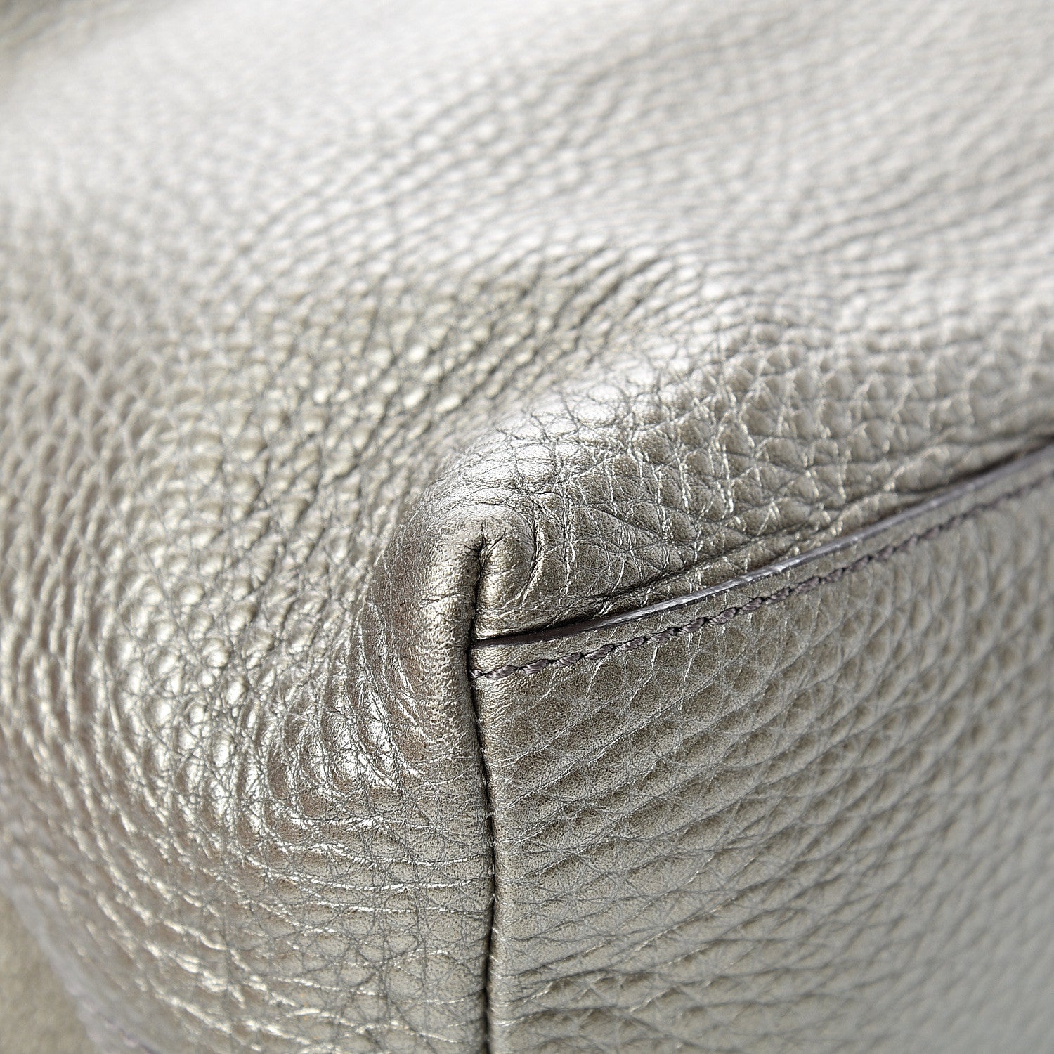 Gucci Metallic Pebbled Calfskin Medium Soho Chain Shoulder Bag Sasso 11 of 14