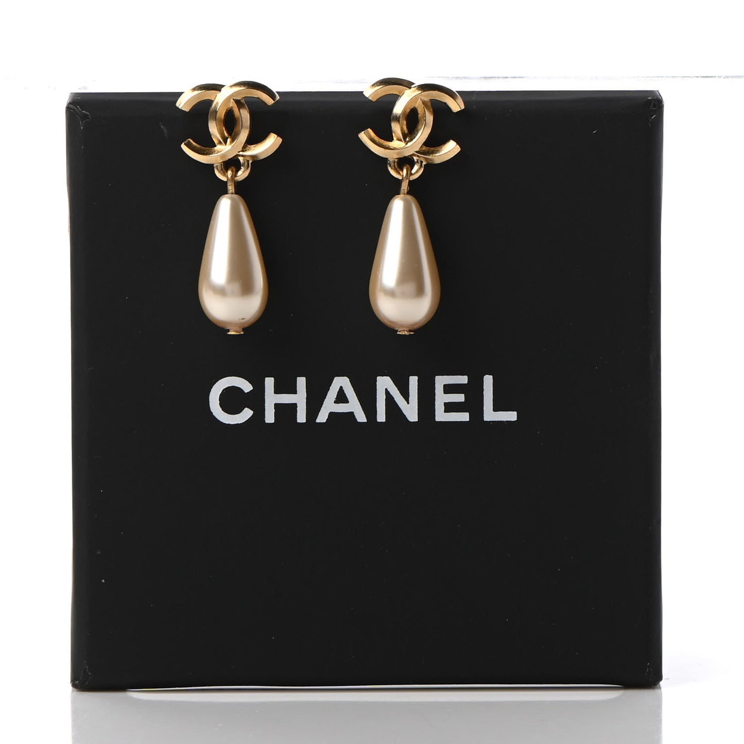 Metal CC Pearl Drop Earrings Gold