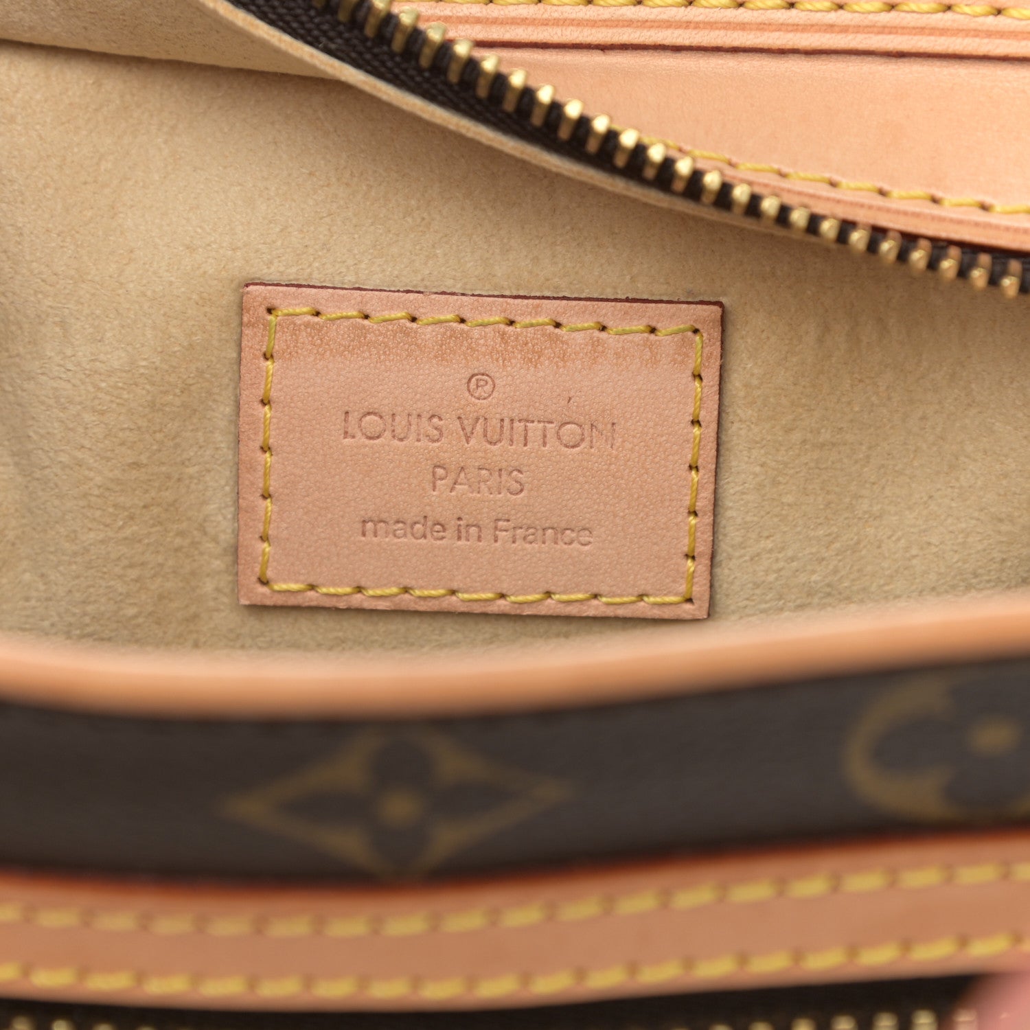 Louis Vuitton Monogram Hudson GM 6 of 7