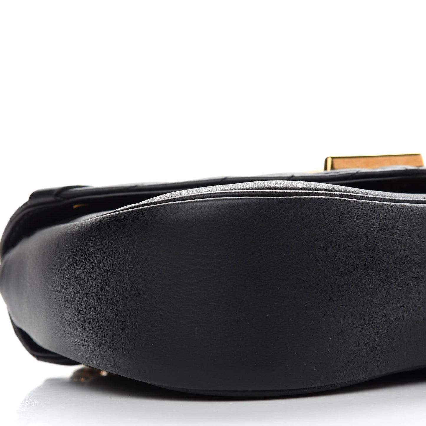 Calfskin New Wave Chain MM Black