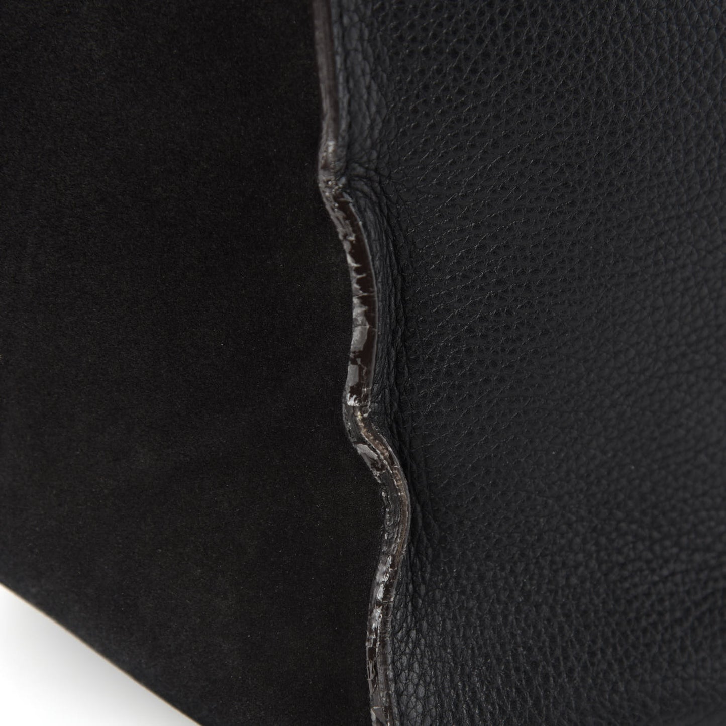 Drummed Calfskin Suede Small Trapeze Black
