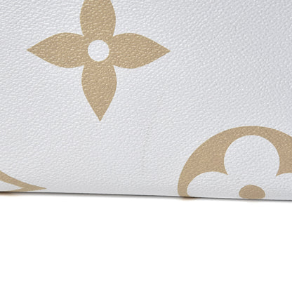 Louis Vuitton Monogram Giant Onthego GM Kaki Beige 9 of 11