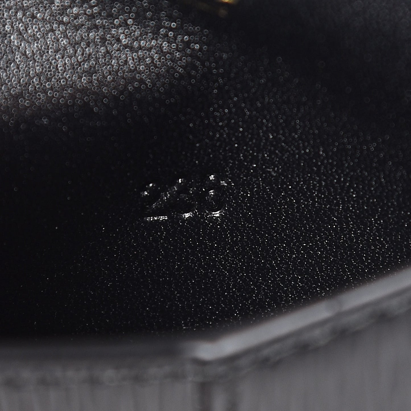 Vitello Move Envelope Wallet Black