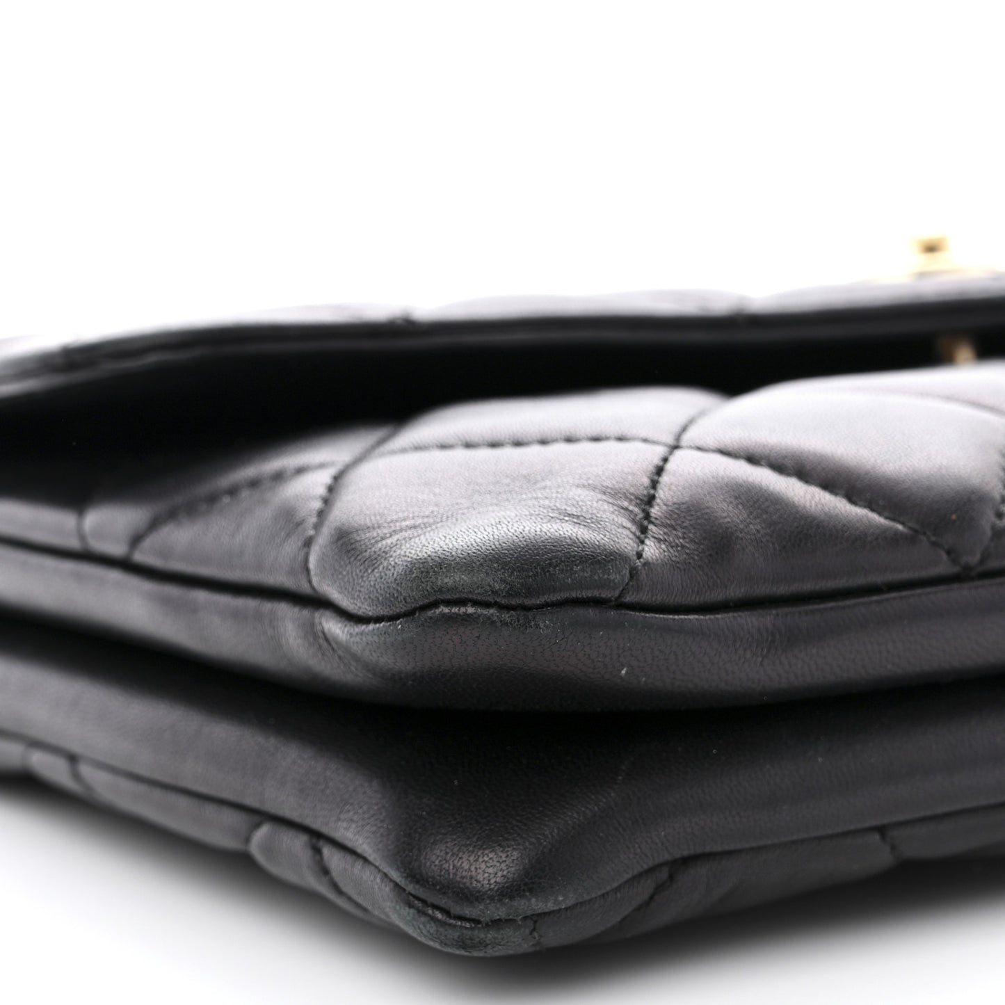 Lambskin Quilted Medium Trendy CC Flap Black