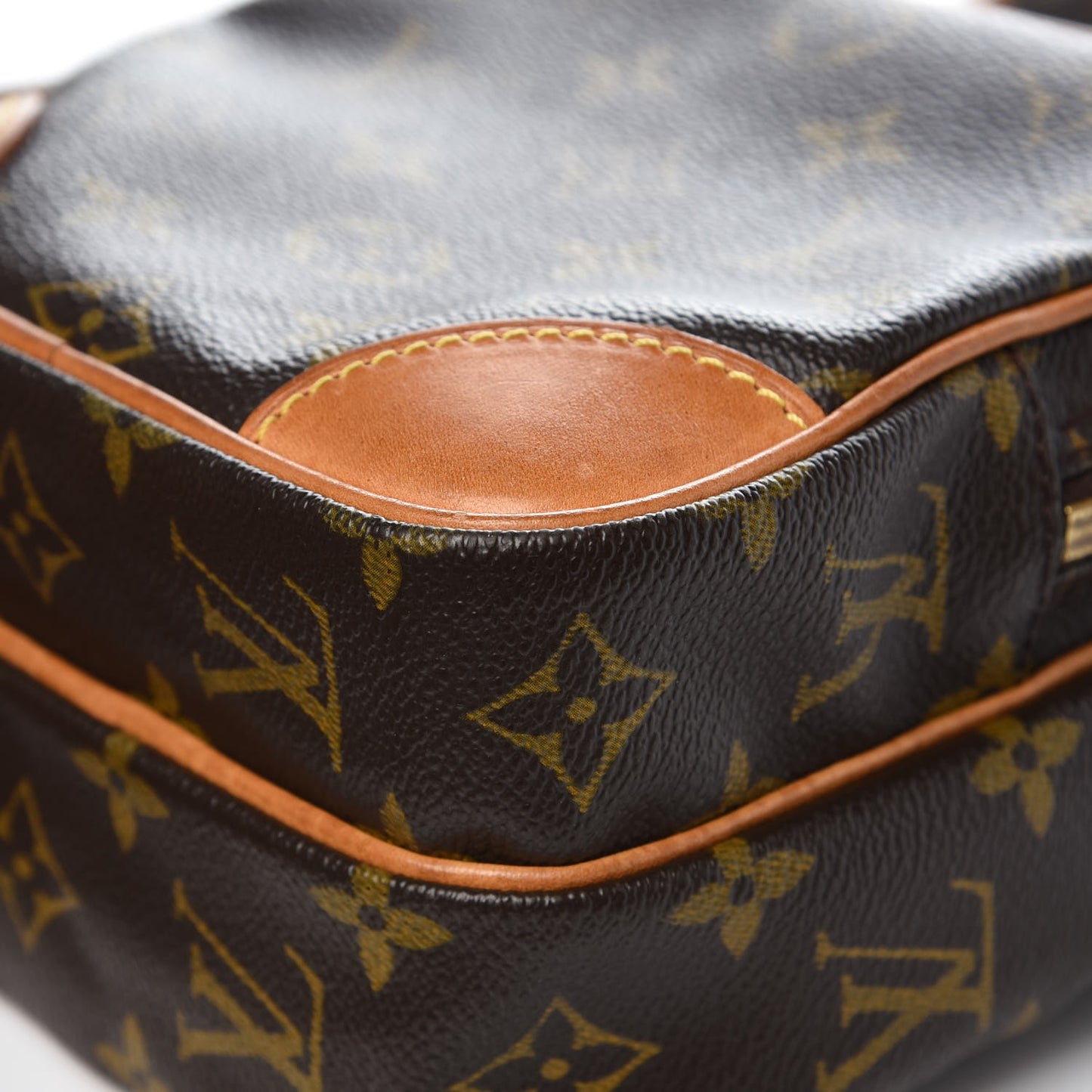 Monogram Amazone