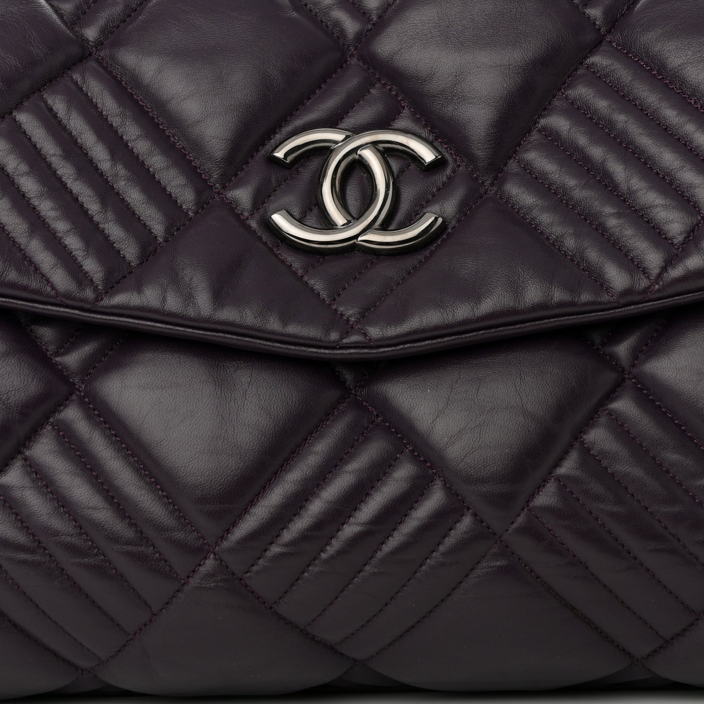 Lambskin In And Out XL Maxi Flap Dark Purple