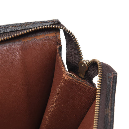 Louis Vuitton Monogram Toiletry Pouch 26 4 of 4
