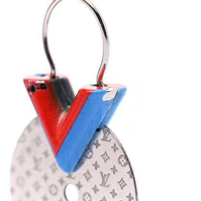 Louis Vuitton Enamel Palladium Essential V Gong BB Earrings 5 of 5