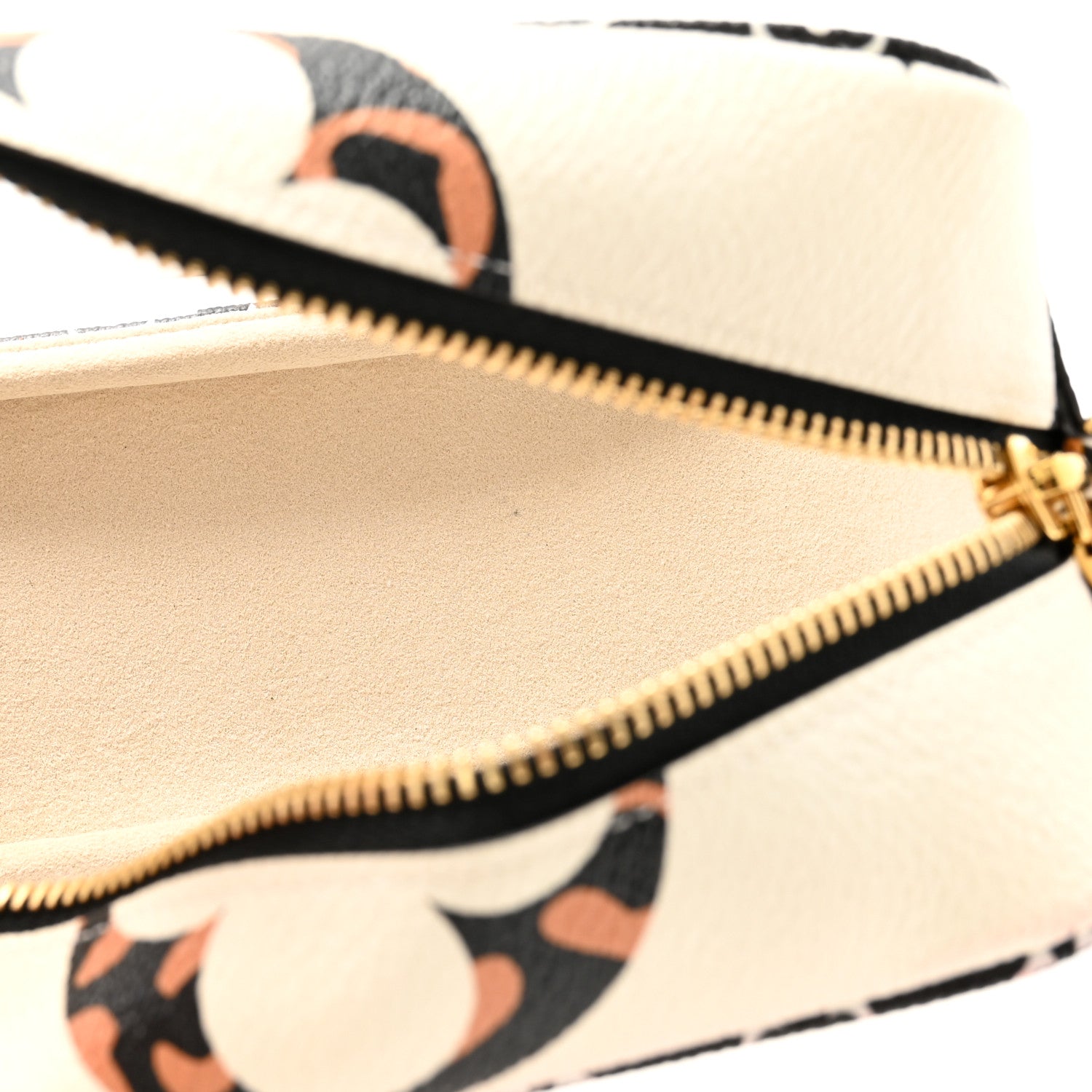 Louis Vuitton Monogram Giant Jungle Beach Pouch Ivory 5 of 11