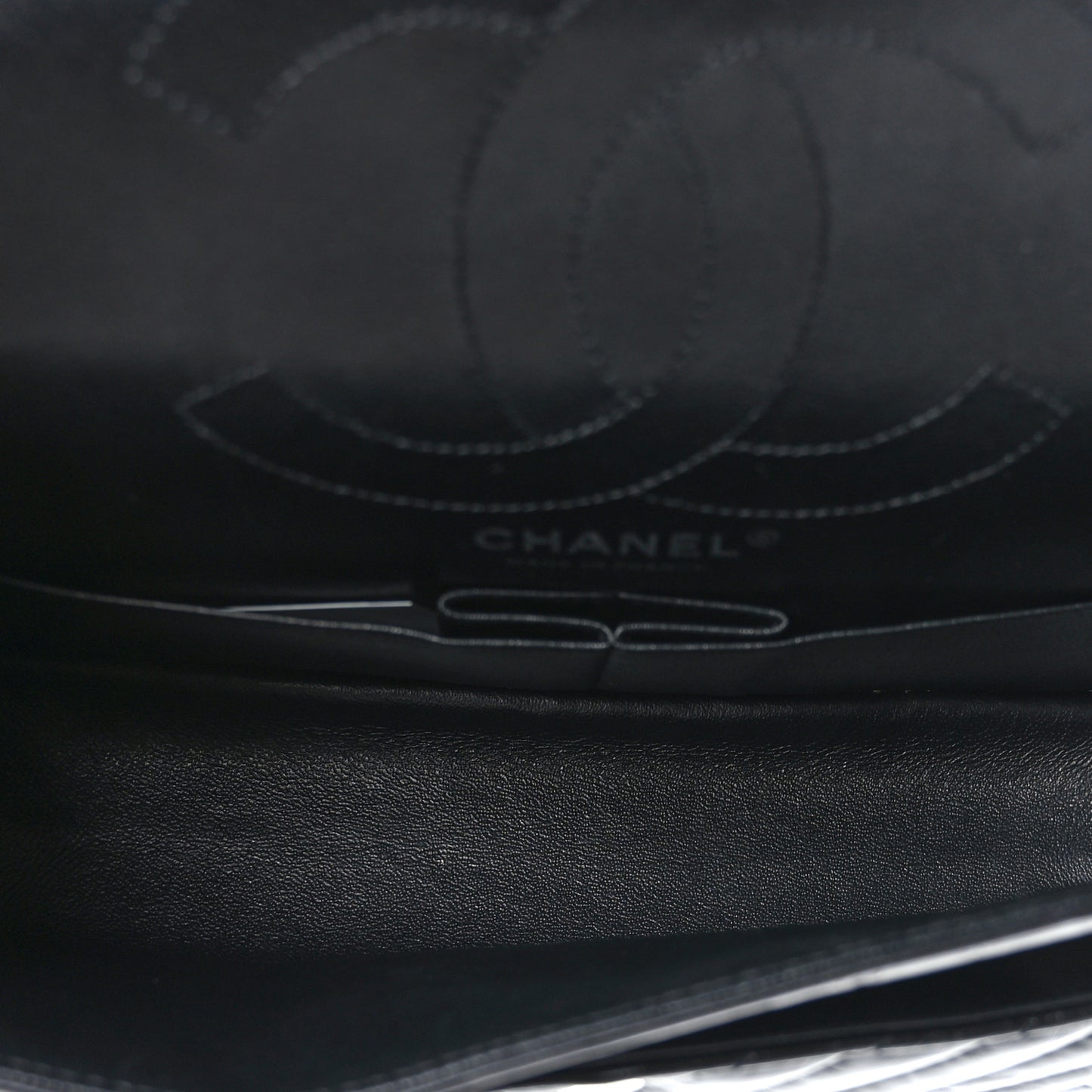 Aged Calfskin Chevron Quilted 2.55 Reissue 225 Flap So Black