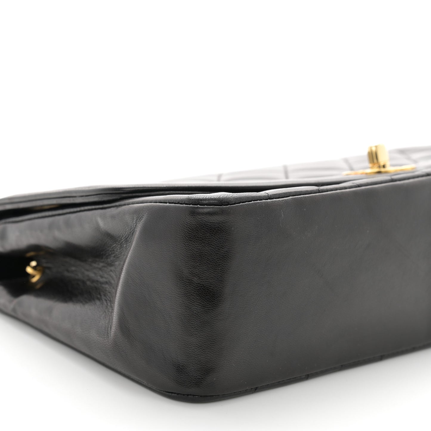 Lambskin Quilted Medium Single Flap Black