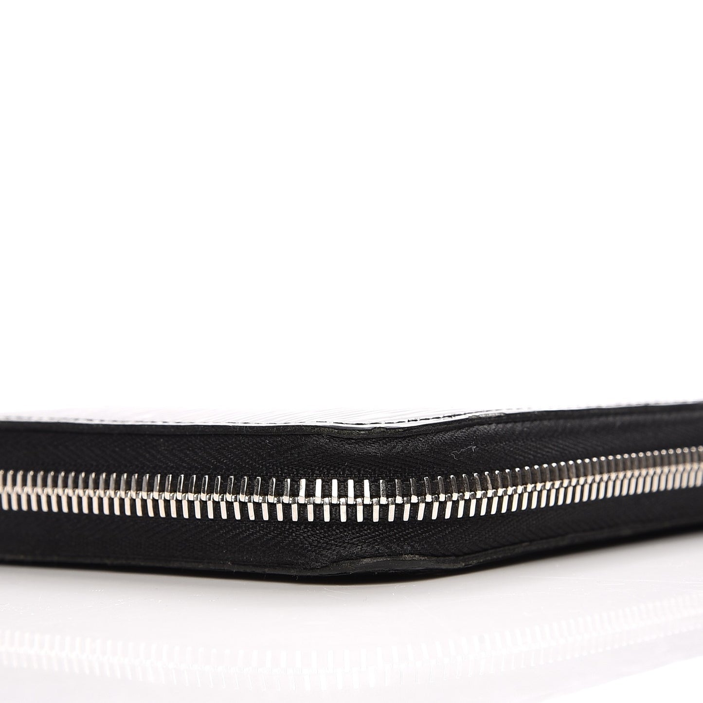 Epi Electric Zippy Wallet Black