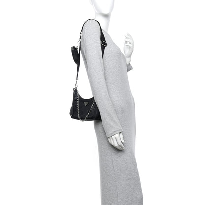 Prada Re-Nylon Saffiano Re-Edition 2005 Shoulder Bag Black 2 of 13