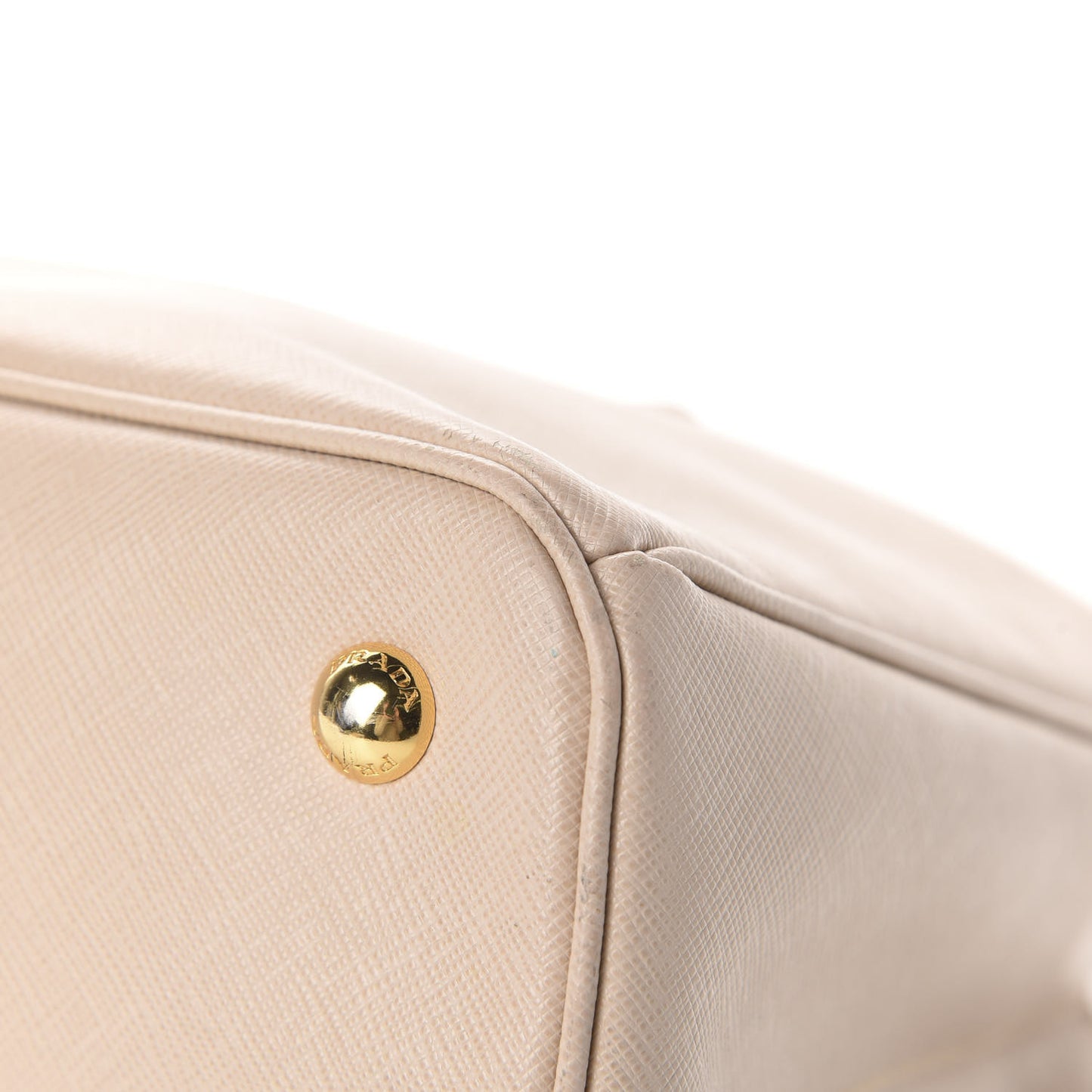 Saffiano Lux Medium Tote Sabbia