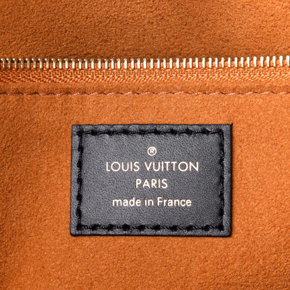 Louis Vuitton Empreinte Monogram Giant Onthego MM Black 7 of 9