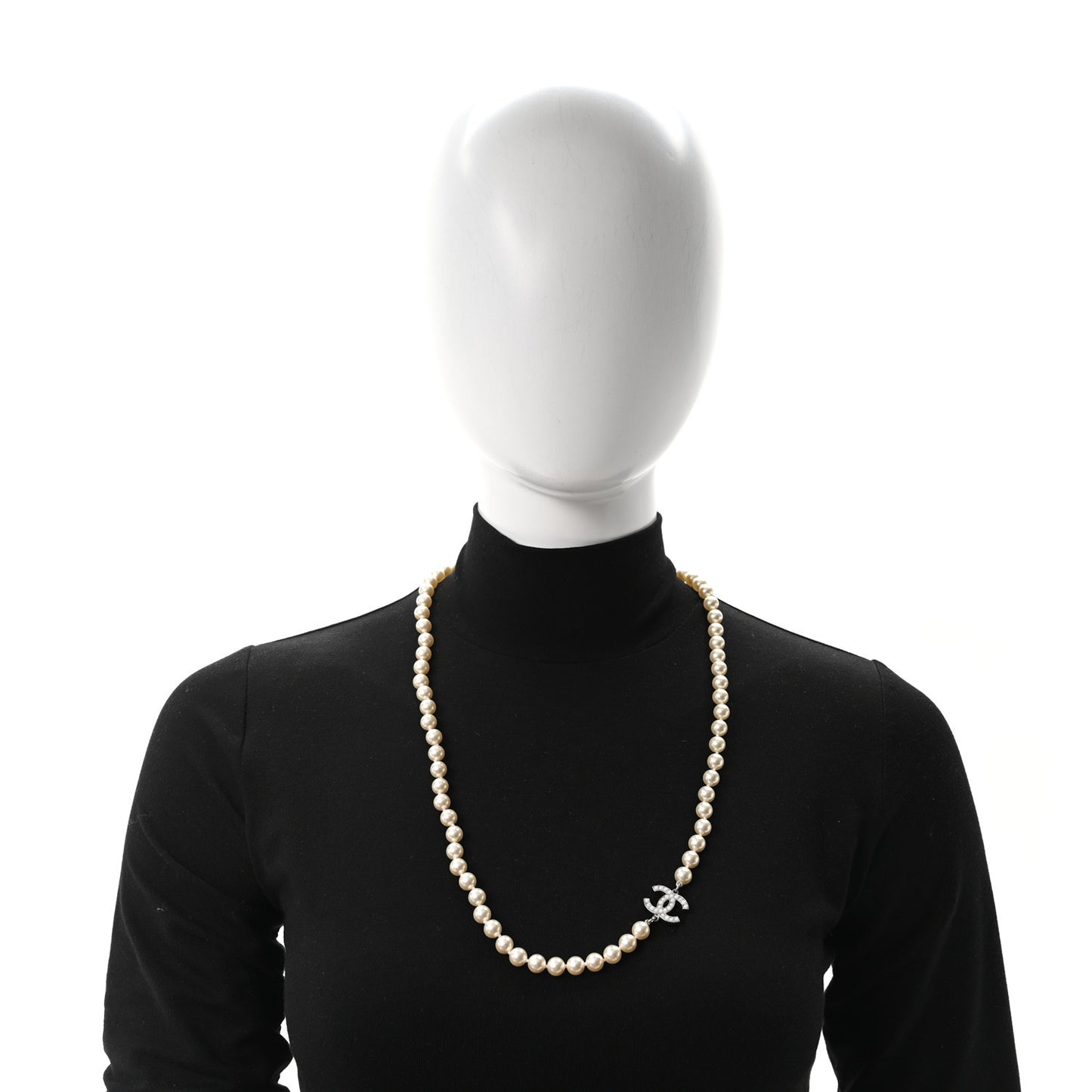 Graduated Pearl CC Long Necklace Silver