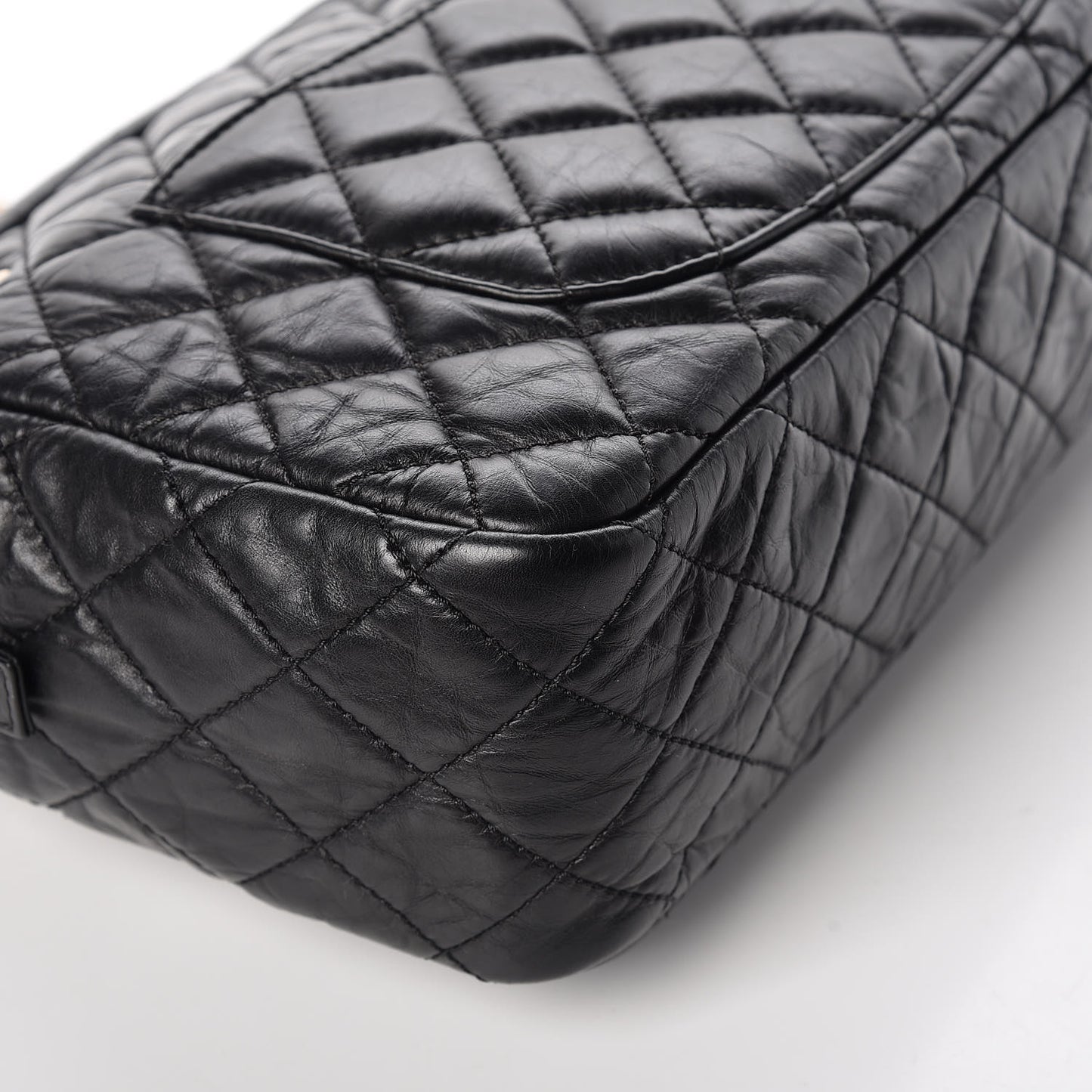 Aged Calfskin Quilted Medium Reissue Camera Case Black