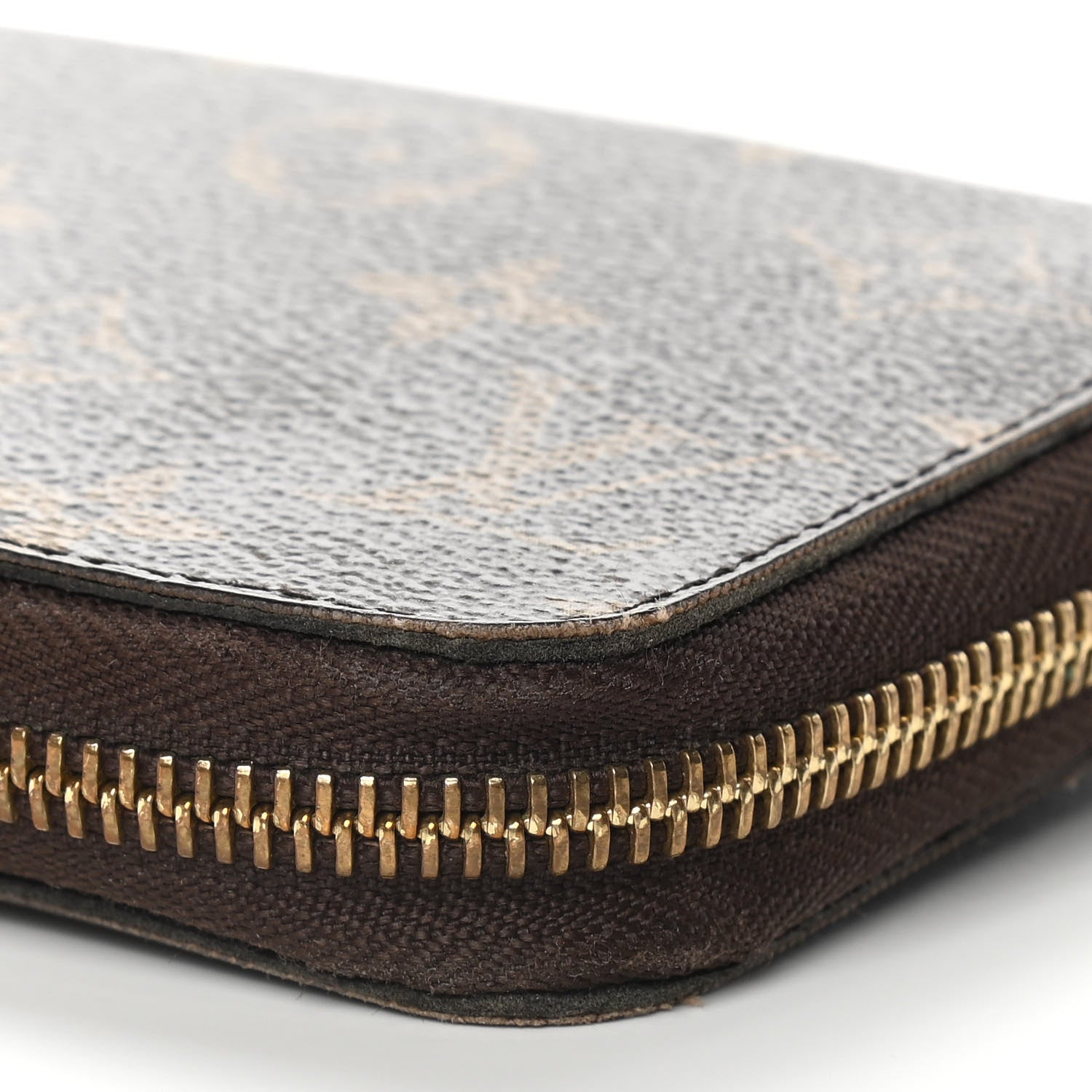 Louis Vuitton Monogram Zippy Wallet 9 of 10