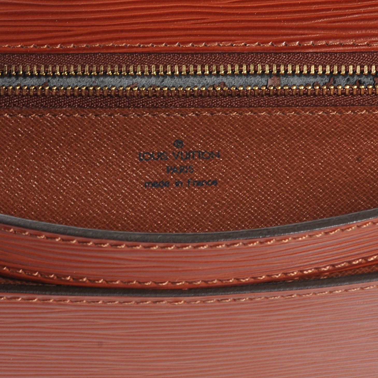 Louis Vuitton Epi Sellier Dragonne Pochette Fawn 3 of 9
