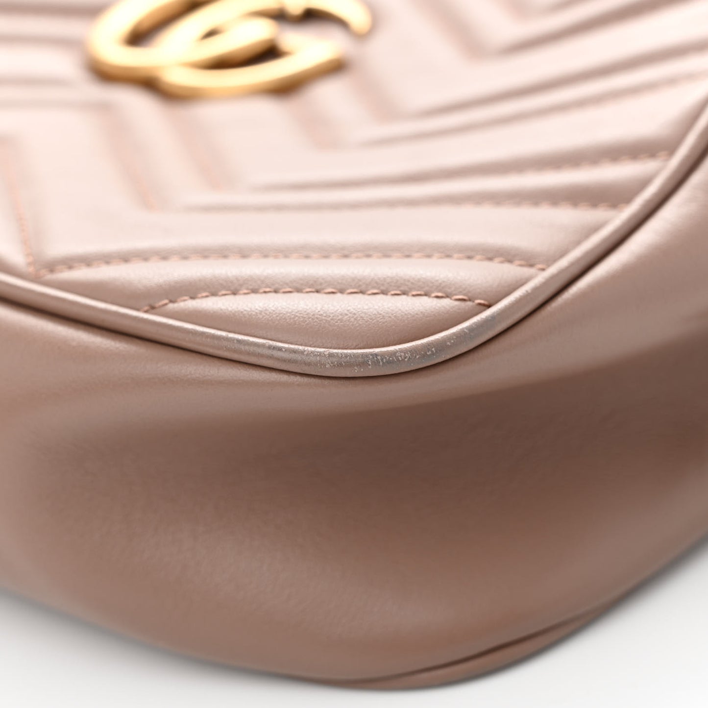 Calfskin Matelasse Small GG Marmont Chain Shoulder Bag Porcelain Rose