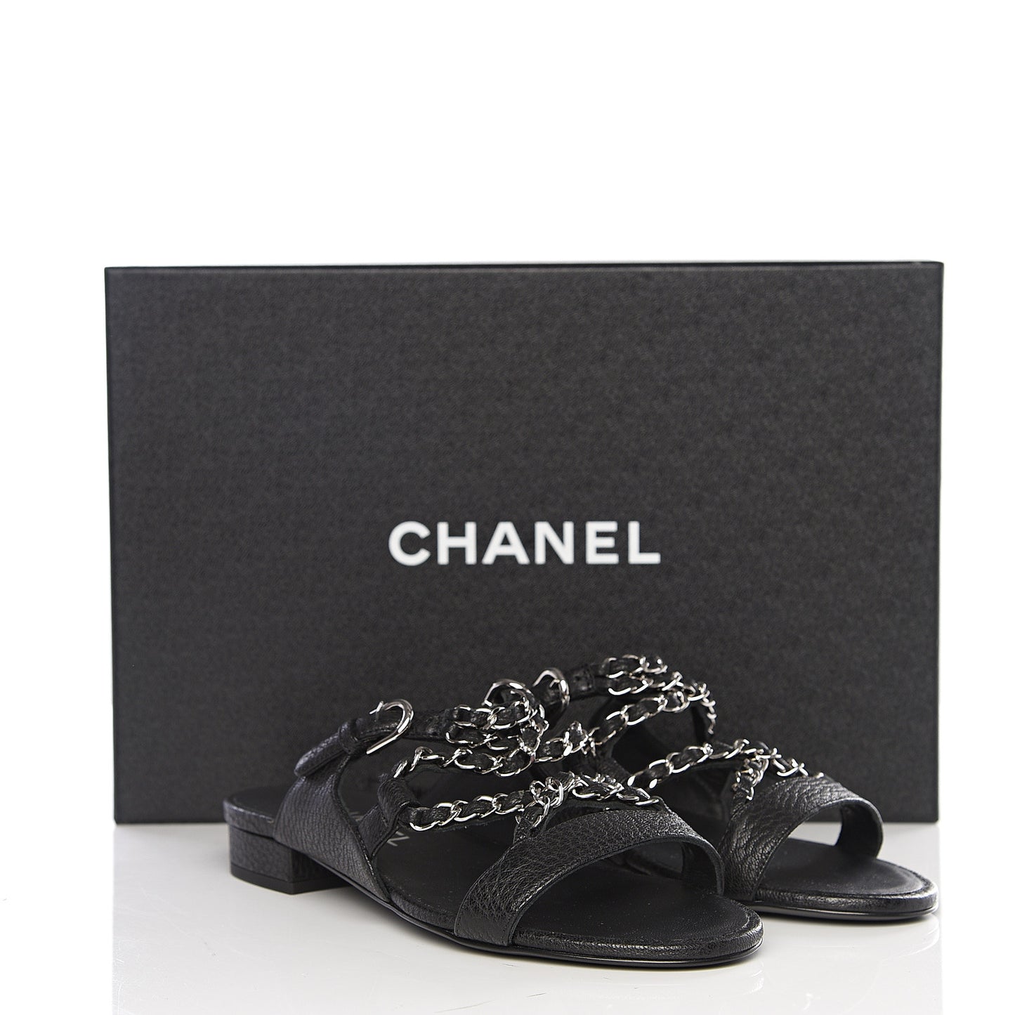 Grained Goatskin Chain Flat Sandals 35 Black