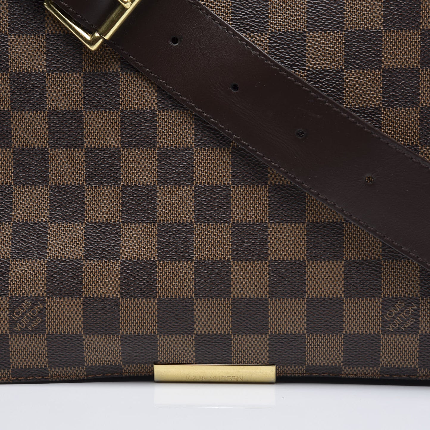 Damier Ebene Bastille Messenger
