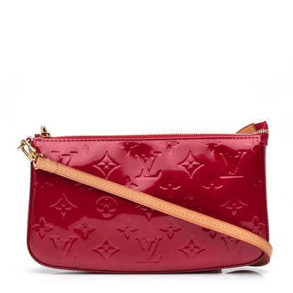 Louis Vuitton Vernis Pochette Accessories NM Pomme d'Amour 1 of 8