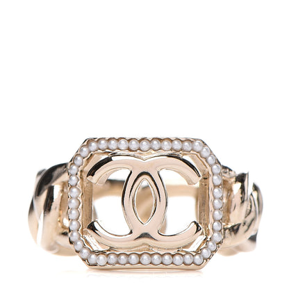 Chanel Pearl CC Ring S Gold 1 of 5
