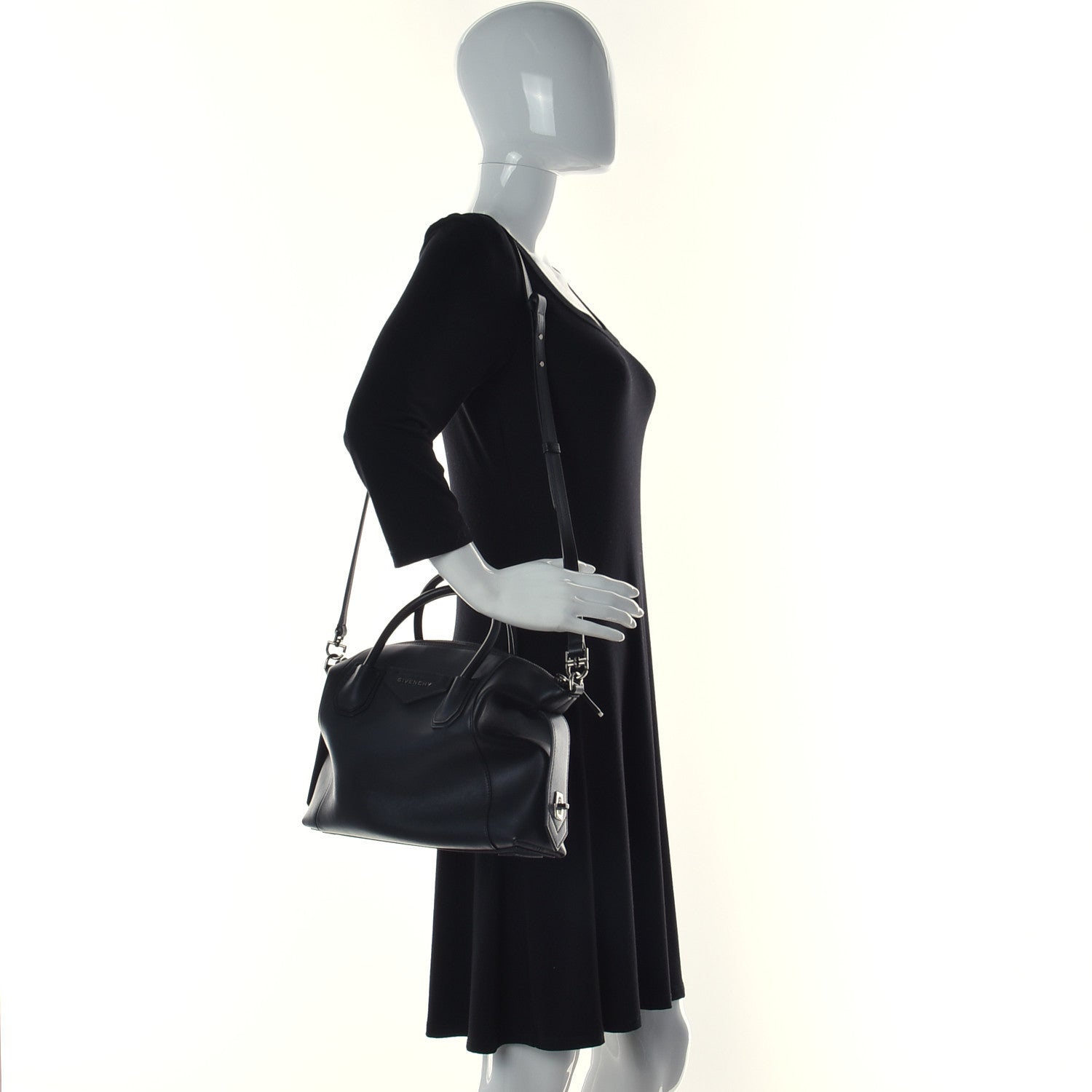 Givenchy Smooth Calfskin Small Soft Antigona Black 7 of 14