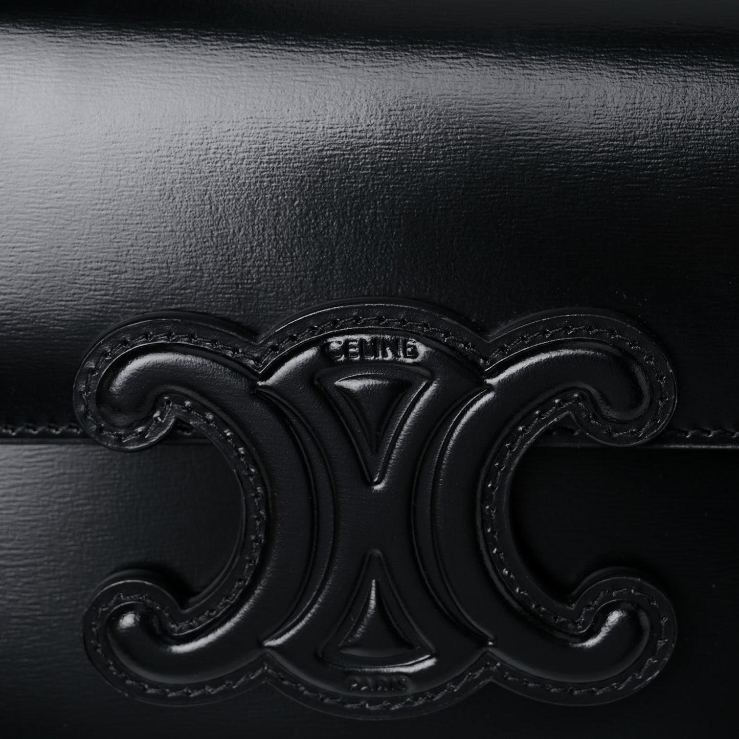 Shiny Calfskin Cuir Triomphe Chain Shoulder Bag Black