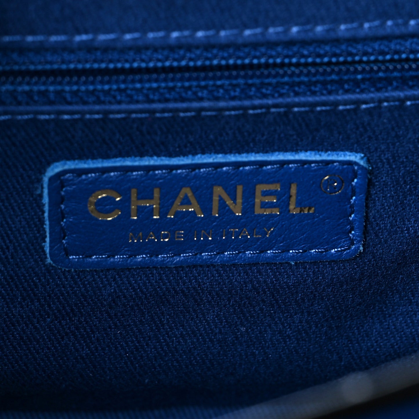 Caviar Quilted Small Business Affinity Flap Dark Blue