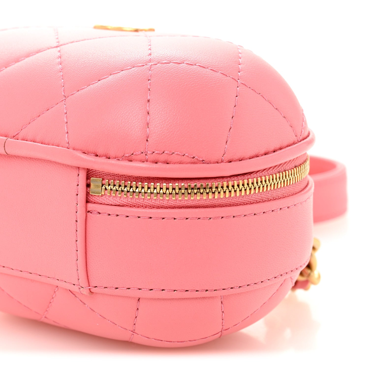 Chanel Lambskin Quilted CC Bubble Vanity Case With Chain Pink 10 of 10