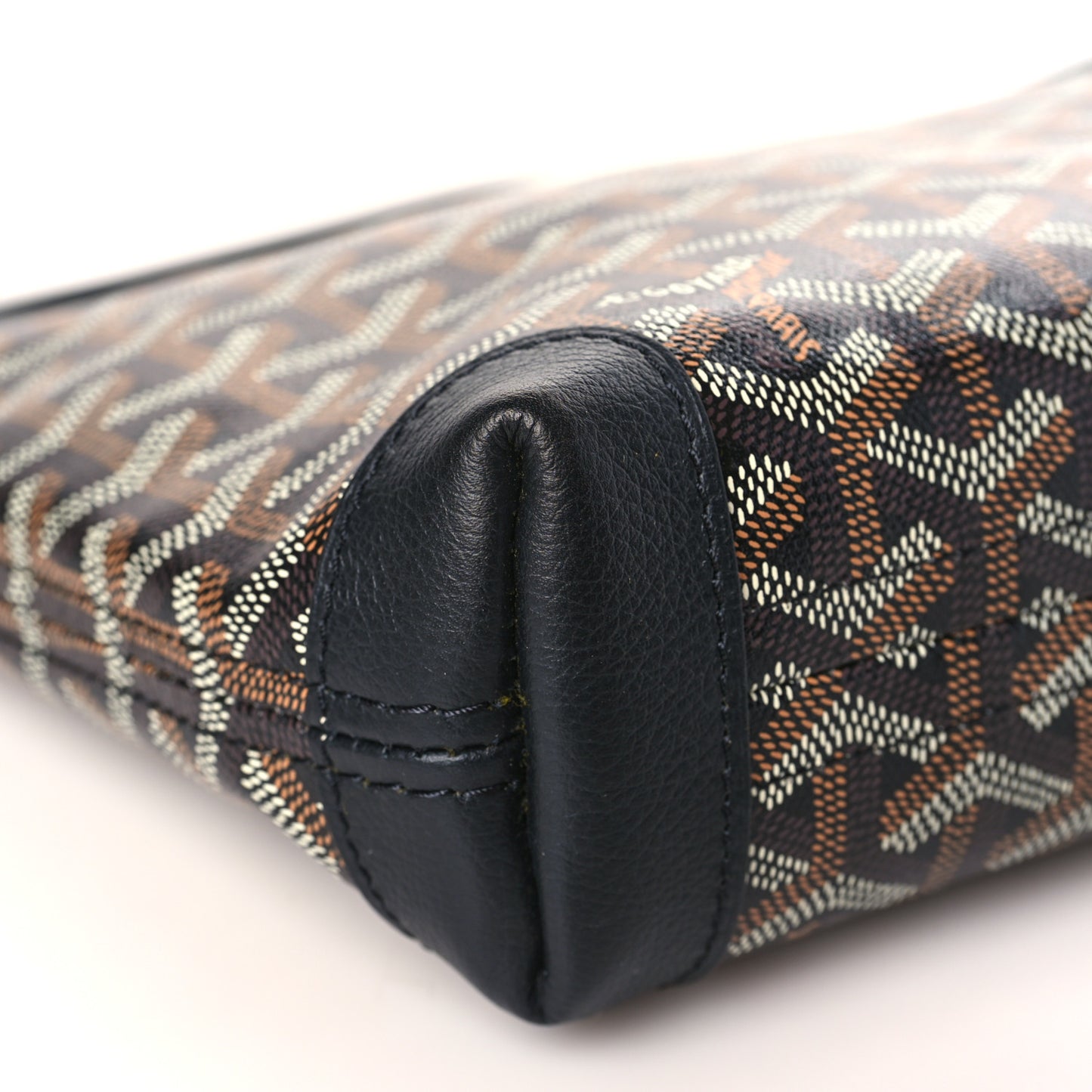 Goyardine Conti Pouch Black