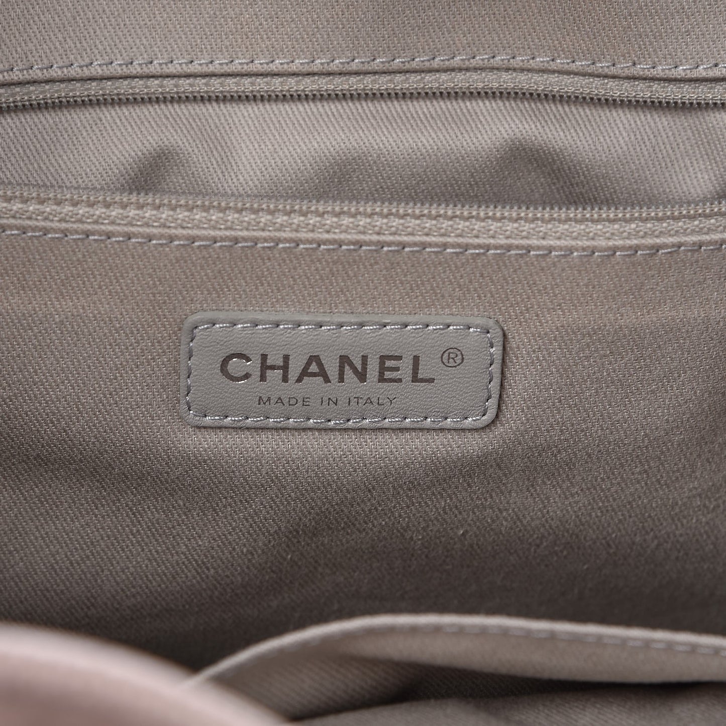 Glazed Calfskin Large Deauville Tote Light Pink