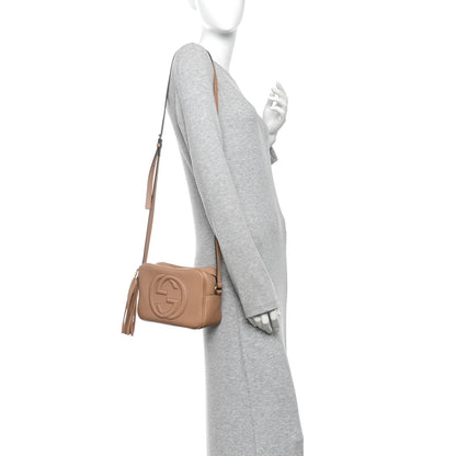 Gucci Pebbled Calfskin Small Soho Disco Bag Camelia 2 of 11