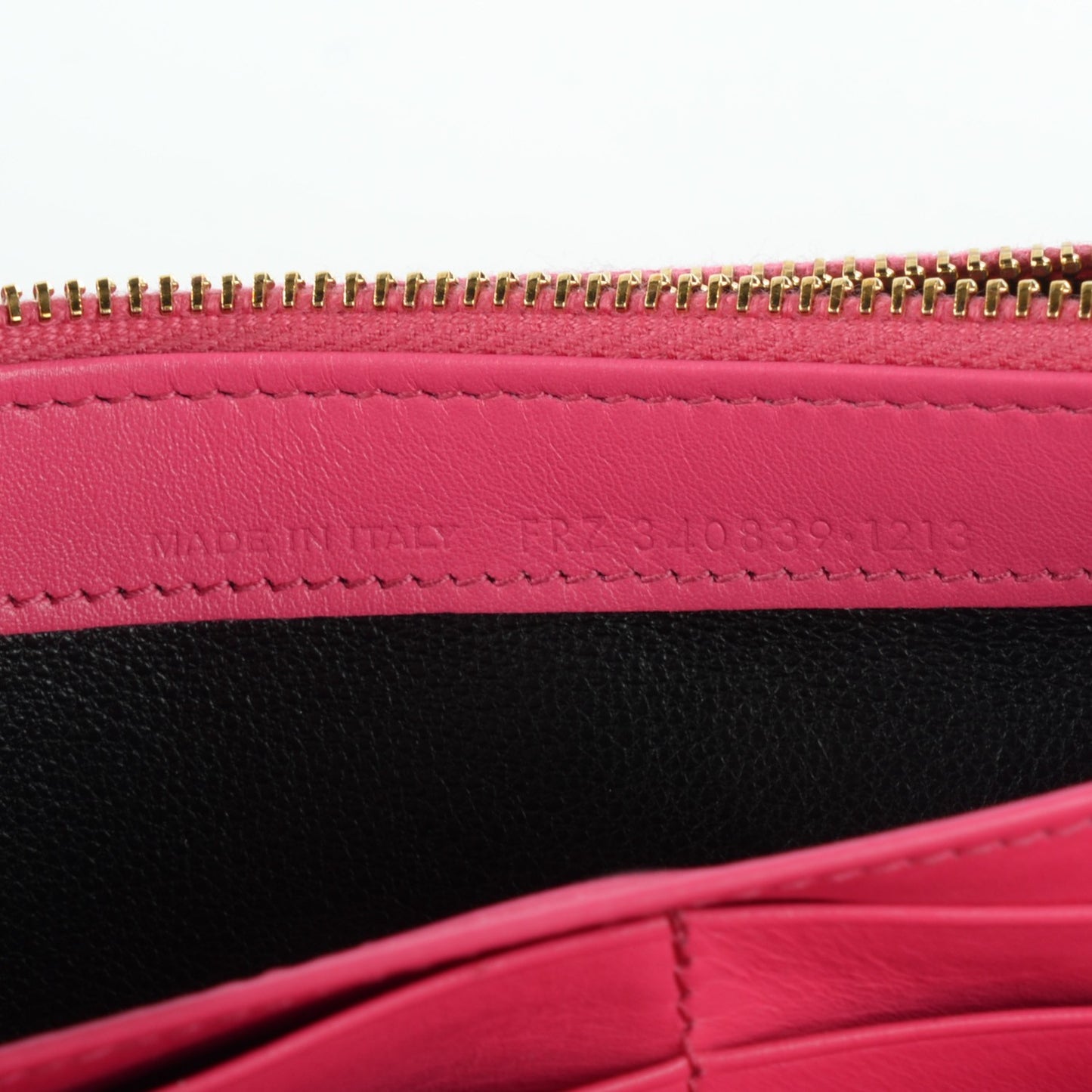 Patent Grain de Poudre Classic Large Letters Flap Wallet Bubblegum