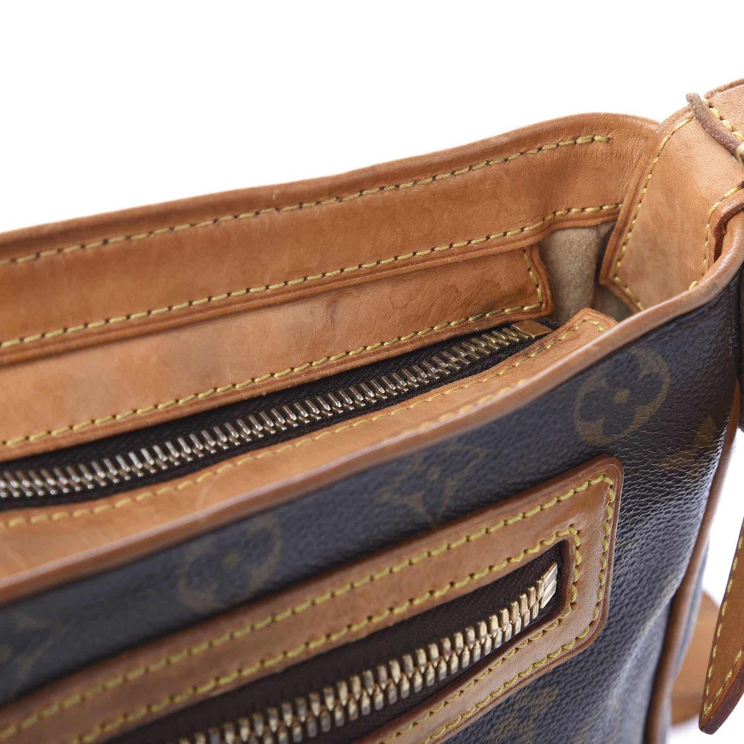 Louis Vuitton Monogram Hudson GM 11 of 15