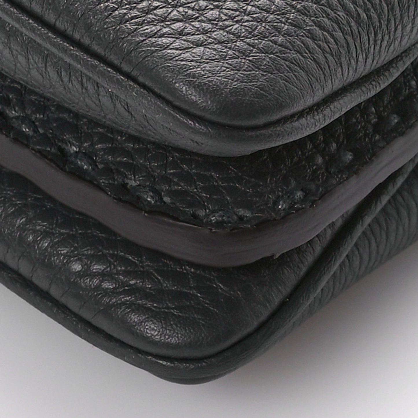 Cuoio Romano Selleria Macro Stitchings Small Peekaboo Carbon Asfalto