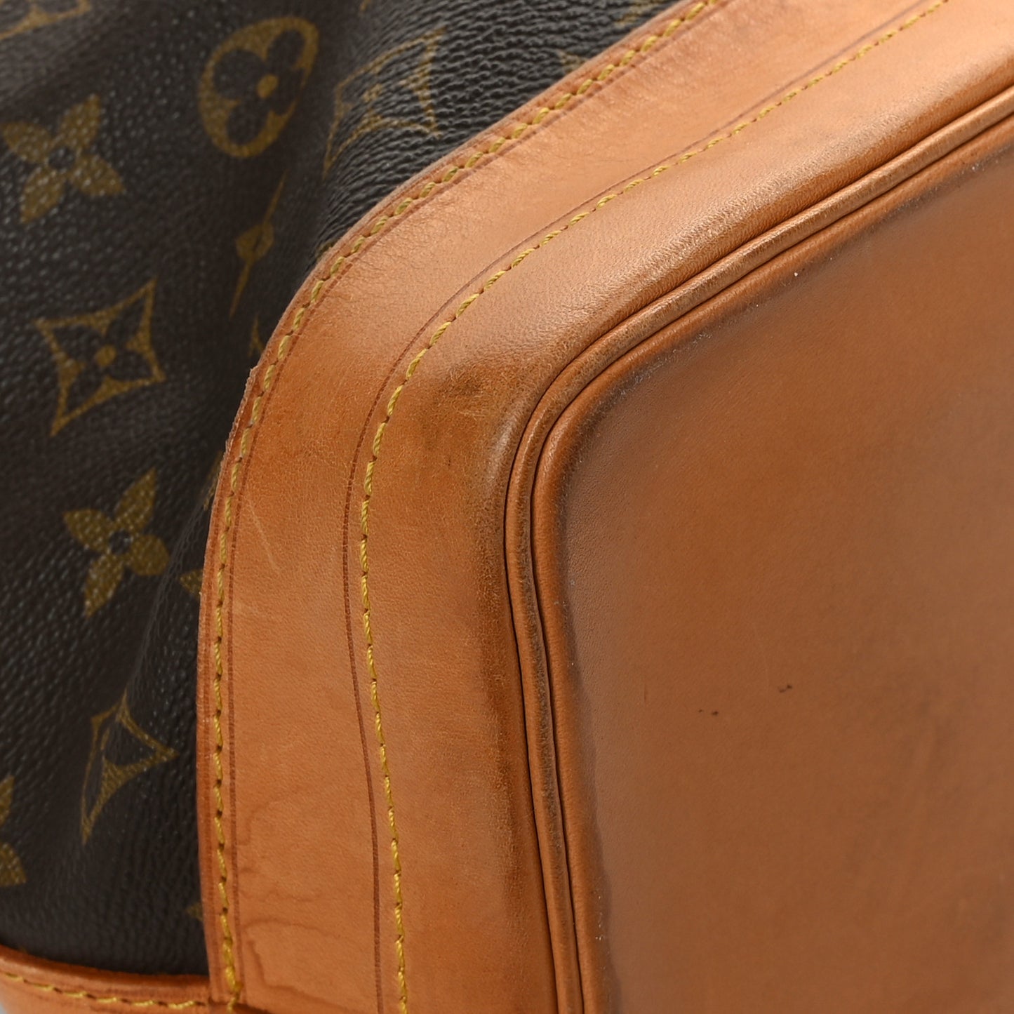 Monogram Noe