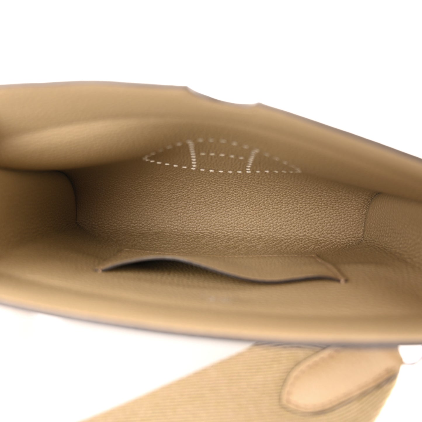 Togo Videpoches Trench