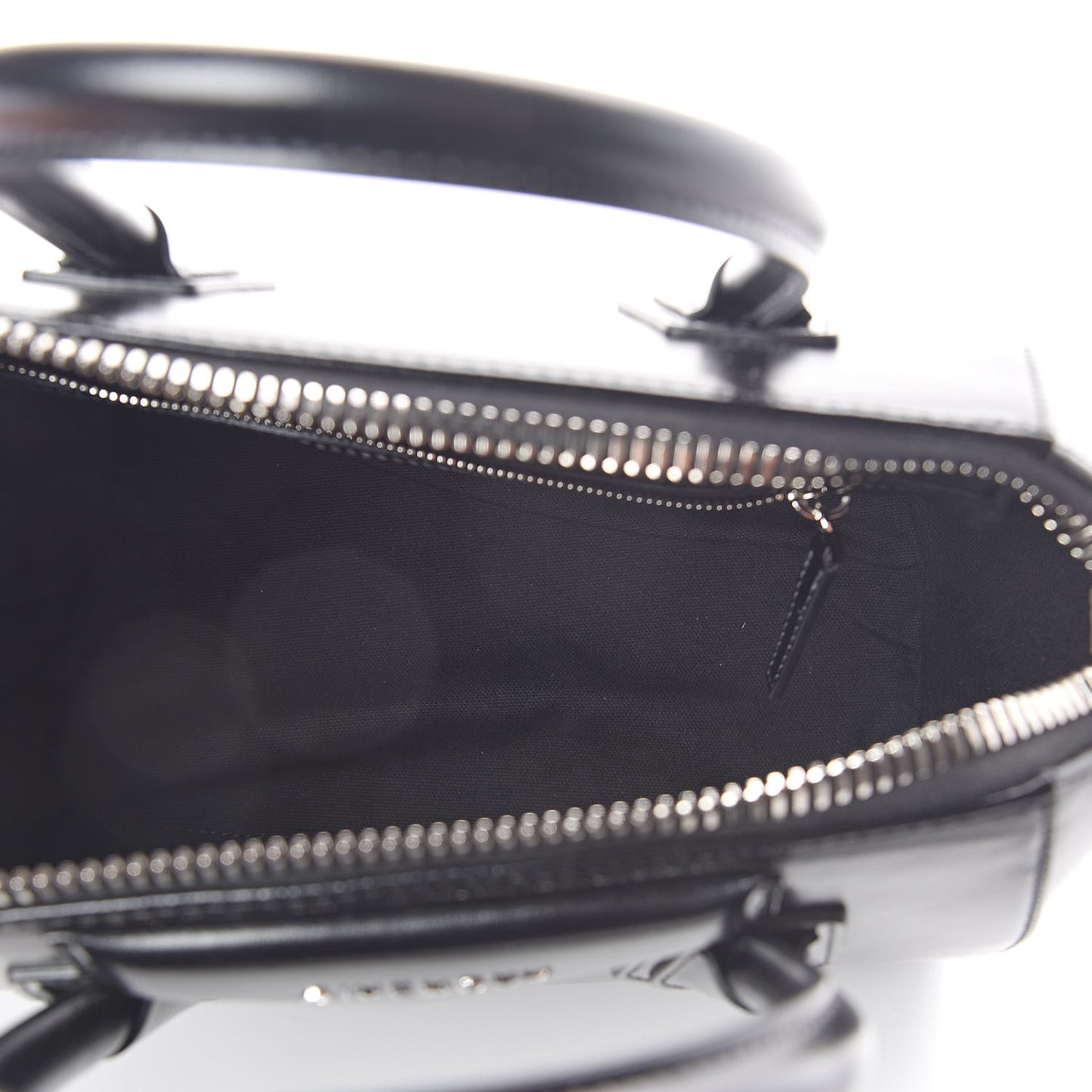 Shiny Lord Calfskin Small Antigona Black